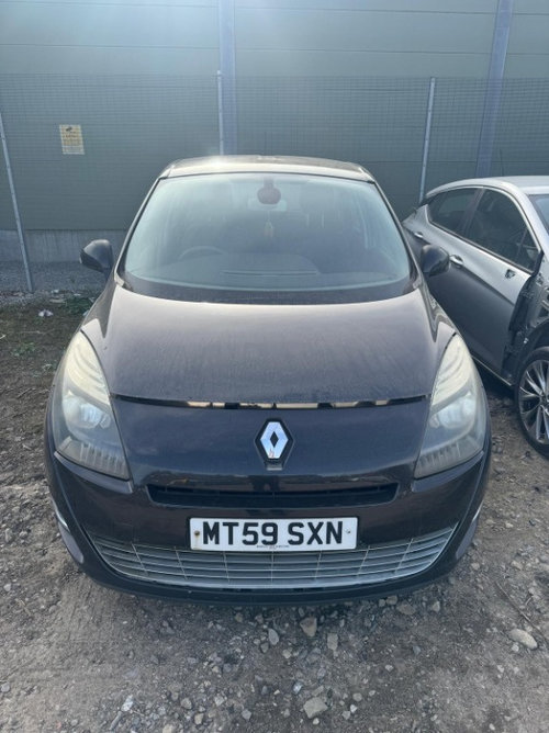 Dezmembrari Renault Scenic 1.5 dci cod motor K9K transmisie manuala 6+1 an 2010 cu 160000km rulati