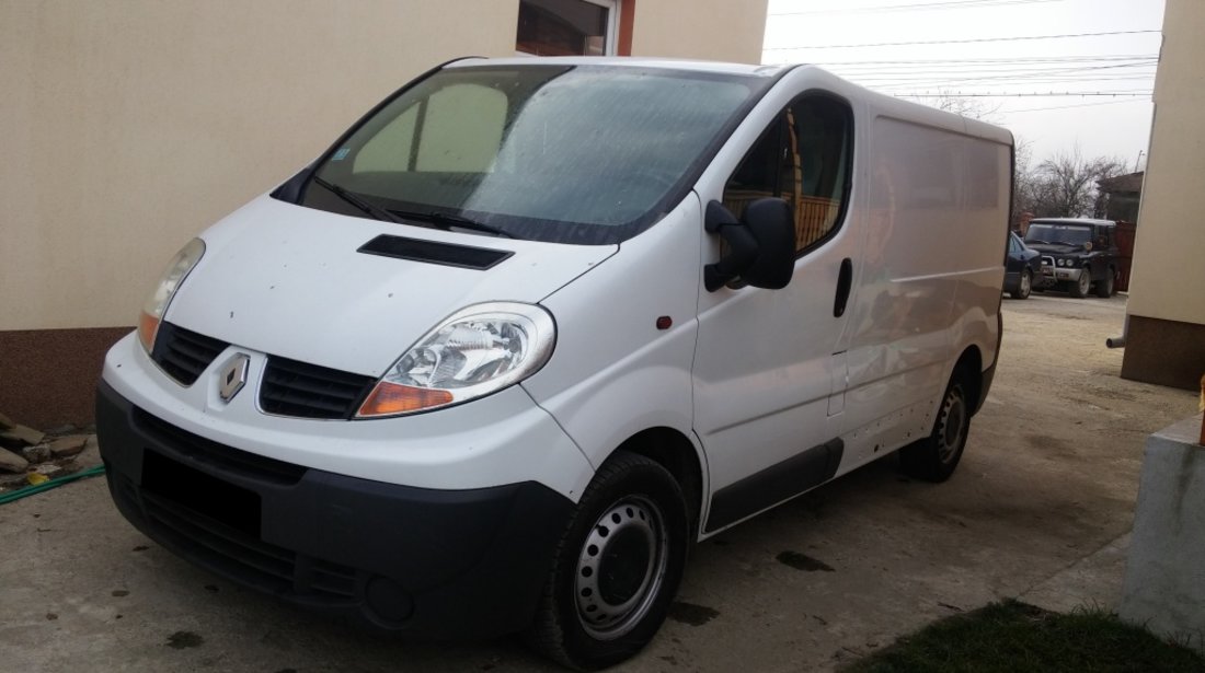 Dezmembrari Renault Trafic 2.0 DCI 2008