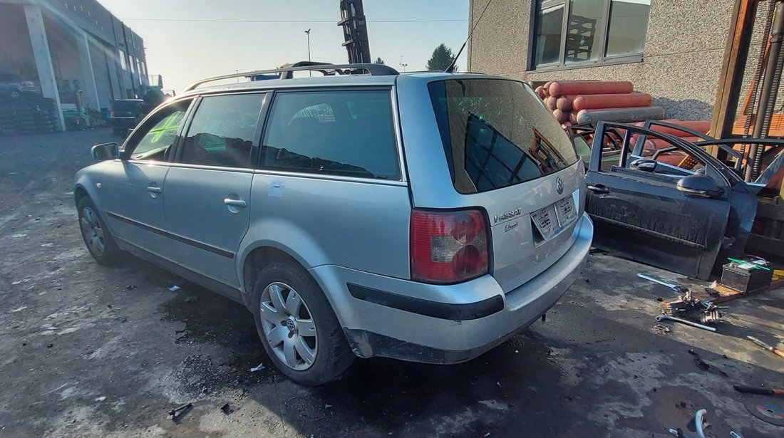 Dezmembrari Volkswagen Passat B5 2003 B5.5 combi 1.9 tdi 131cp