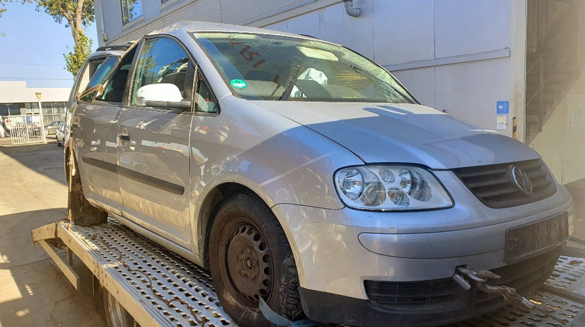 Dezmembrari Volkswagen Touran 1.6S, an 2003, BGU