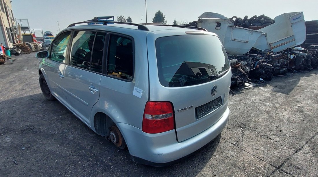 Dezmembrari Volkswagen Touran 2005 non-facelift 1.9 tdi