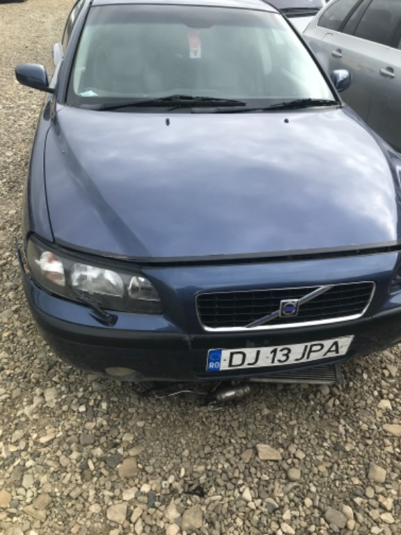 Dezmembrari Volvo S60