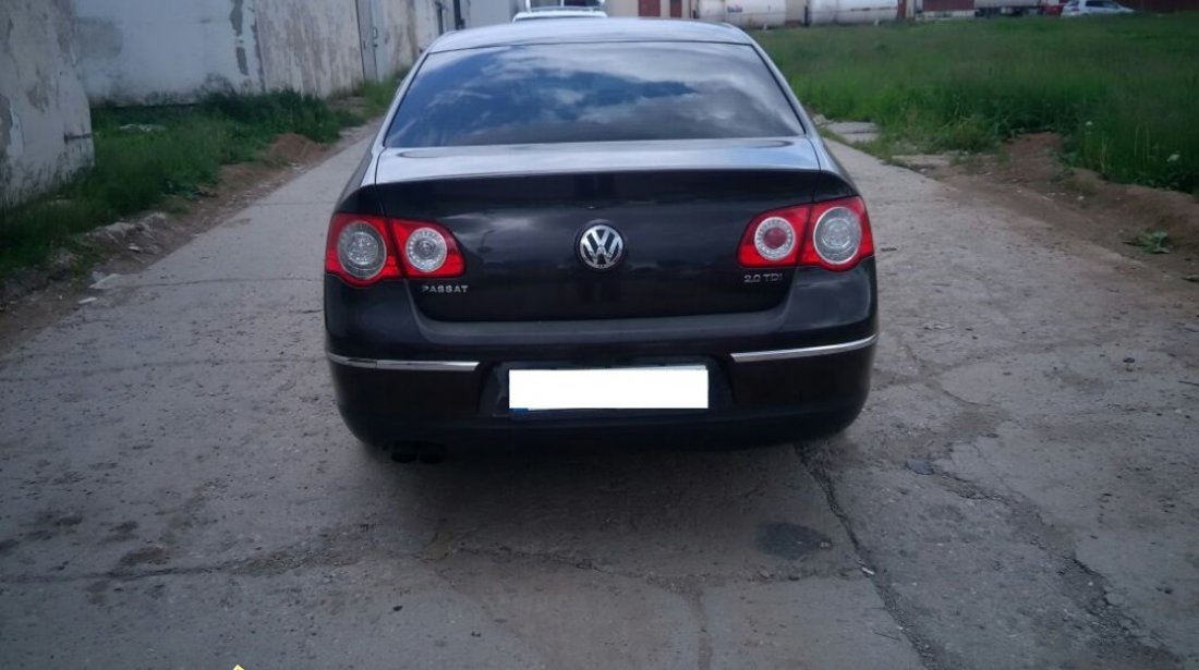 Dezmembrari VW Passat B6 2 0 TDI an 2006