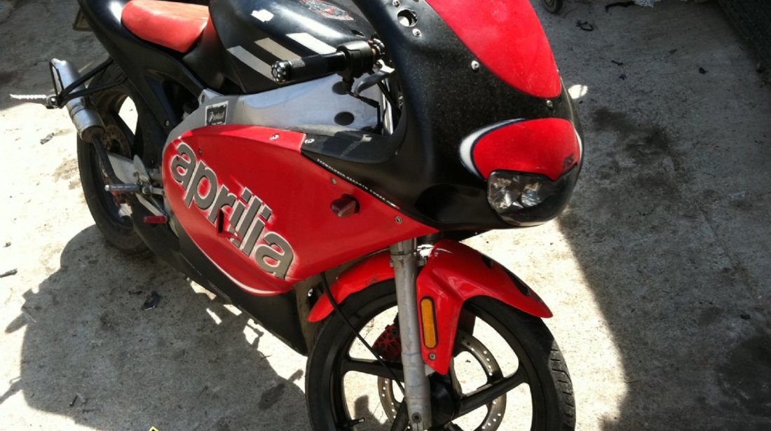 Dezmembrea aprilia rs 50 2001