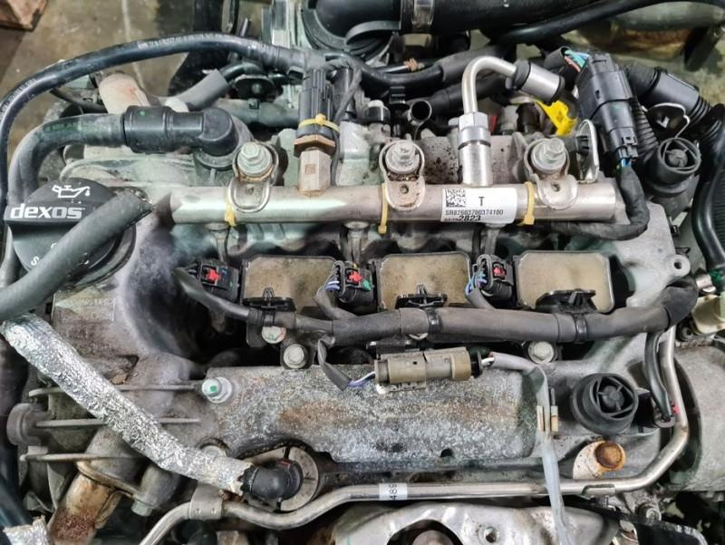 Dezmembrez 1.0 turbo B10XFT B10XFL Opel Corsa E 2014-2019