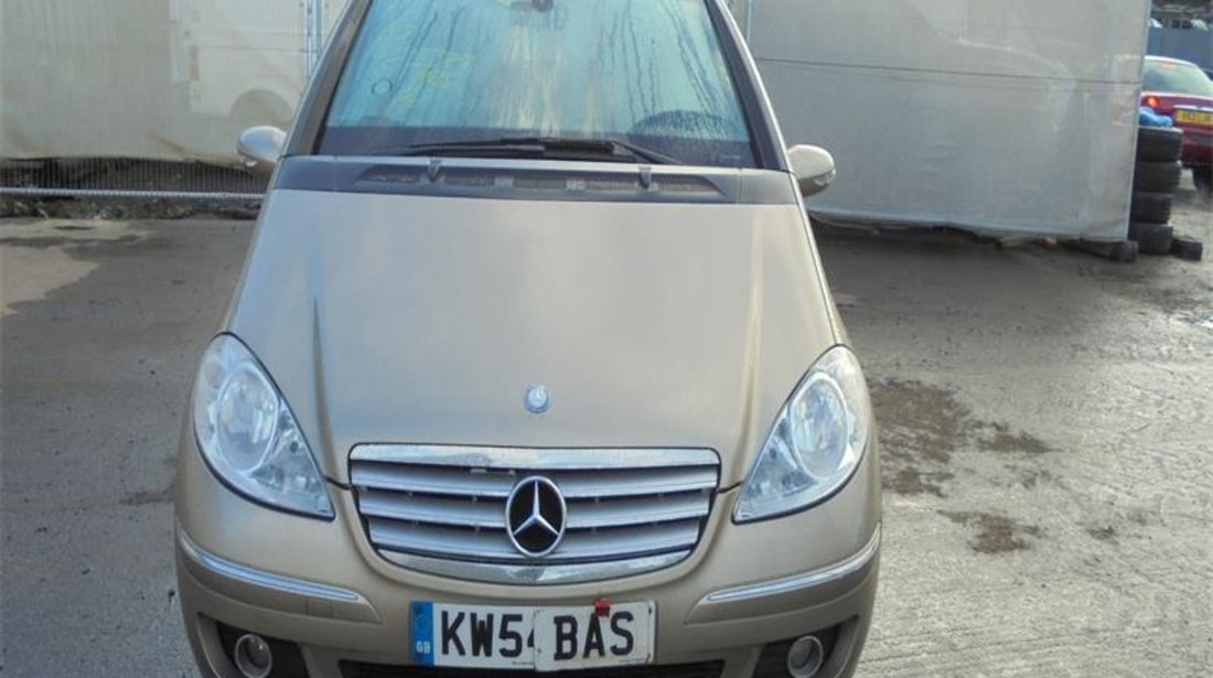 Dezmembrez A150 benzina w169 Avantgarde