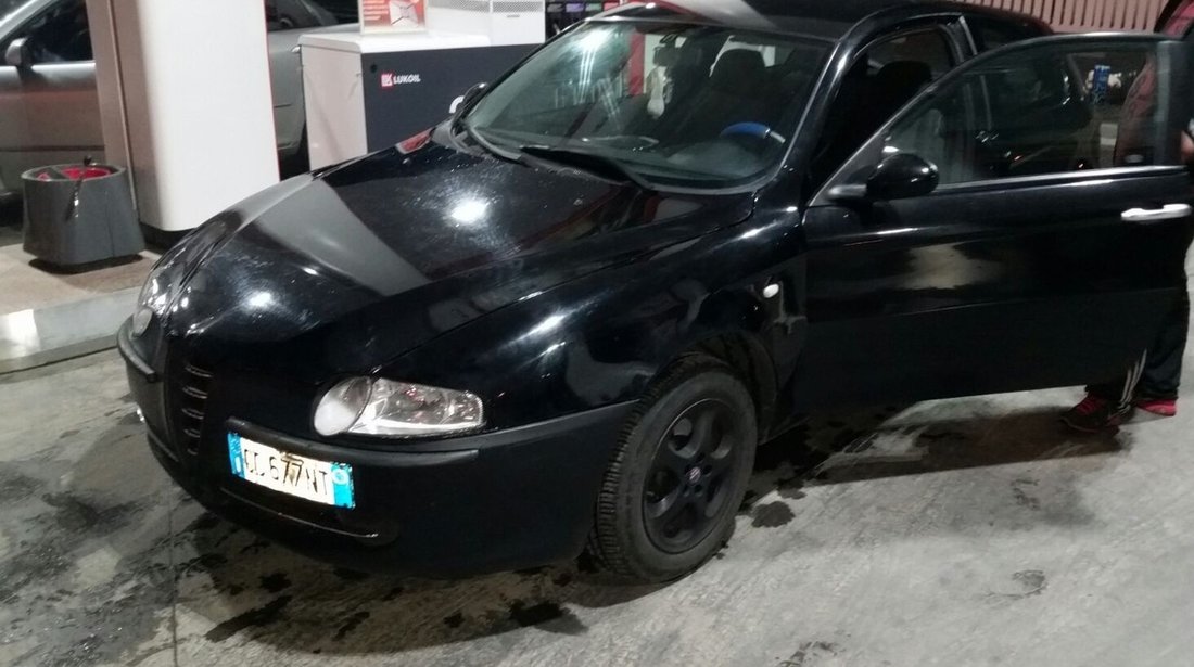 Dezmembrez Alfa Romeo 147