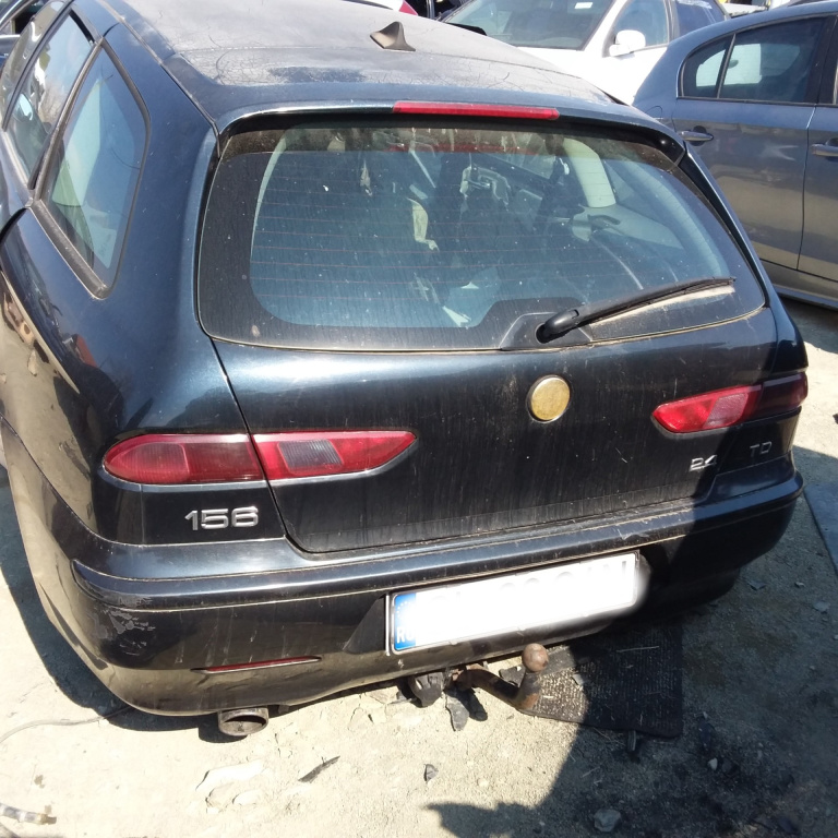 Dezmembrez Alfa Romeo 156 (932) 1997 - 2007 2.4 JTD Motorina