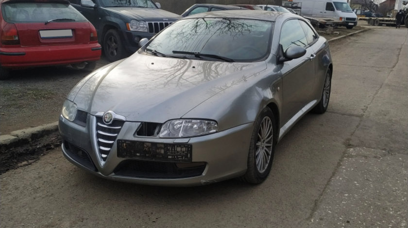 Dezmembrez Alfa Romeo GT (937) 2003 - 2010 2.0 JTS 937 A1.000 ( CP: 165, KW: 121, CCM: 1970 ) Benzina