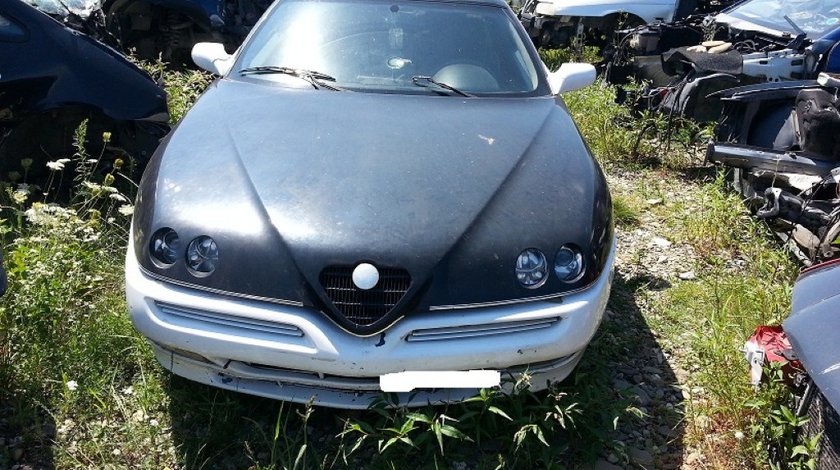 Dezmembrez Alfa Romeo GTV Twin Spark motor 1 8 i din 1999