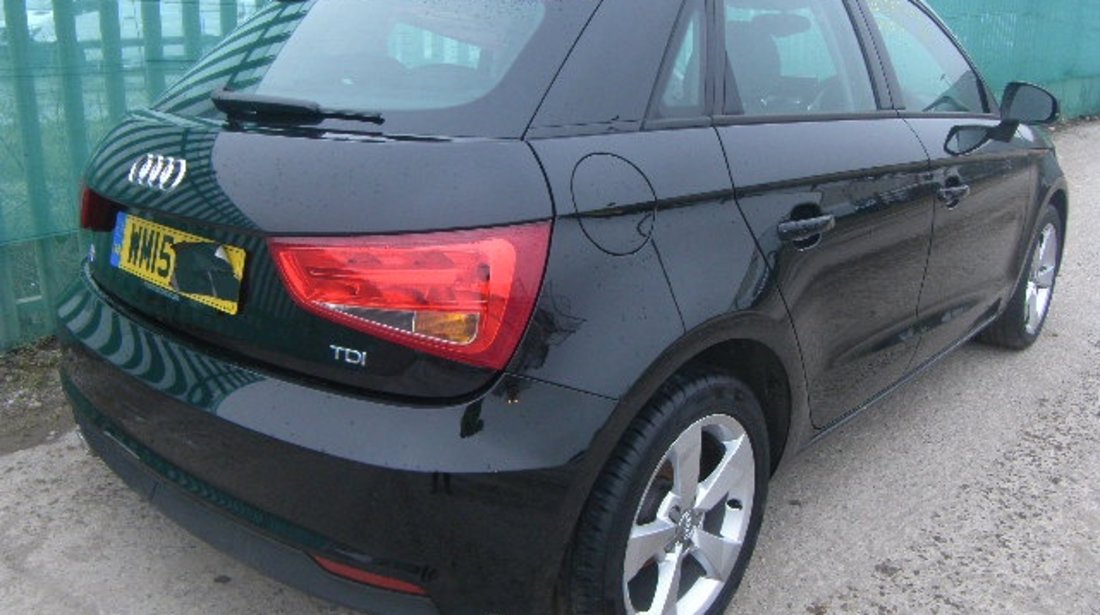 Dezmembrez Audi A1, 1.2tfsi, orice piesa!