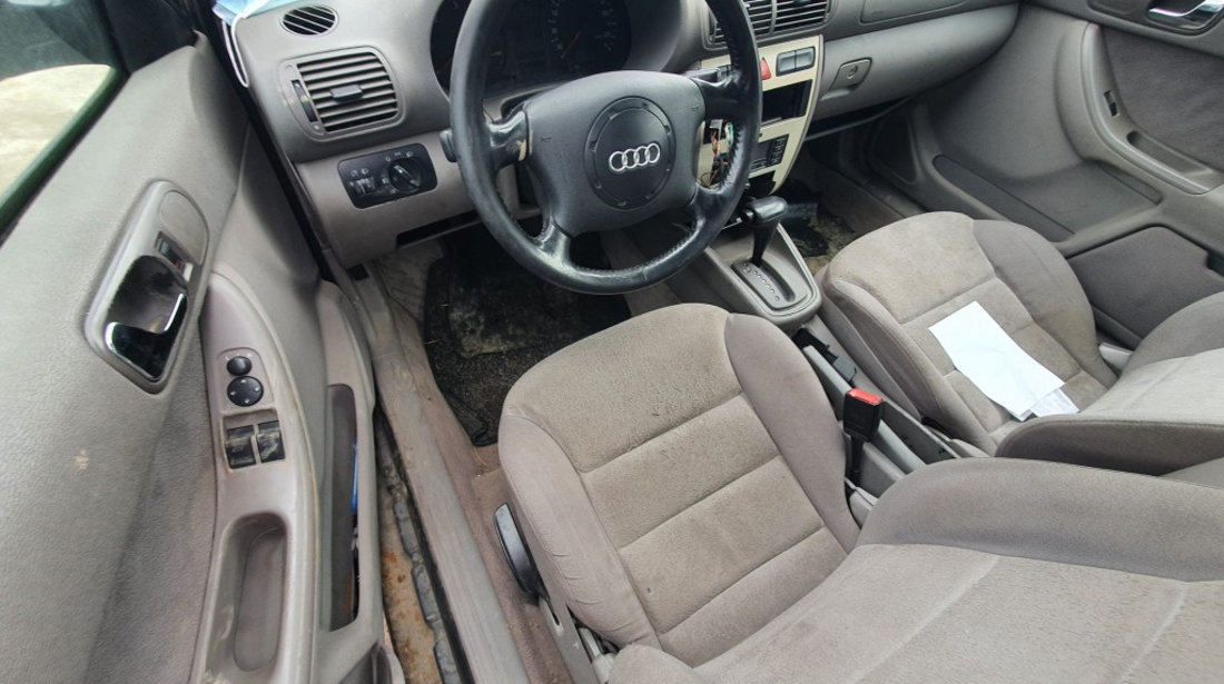 Dezmembrez Audi A3 8L 2000 hatchback 1.9 tdi AHF automat