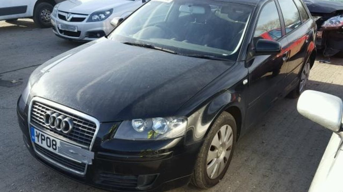 Dezmembrez Audi A3 8P 1.6tdi