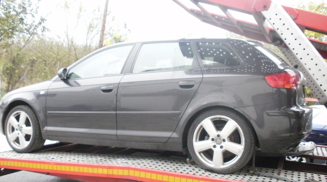 Dezmembrez Audi A3 8P, 2.0tdi, cod motor BKD, an 2006, combi