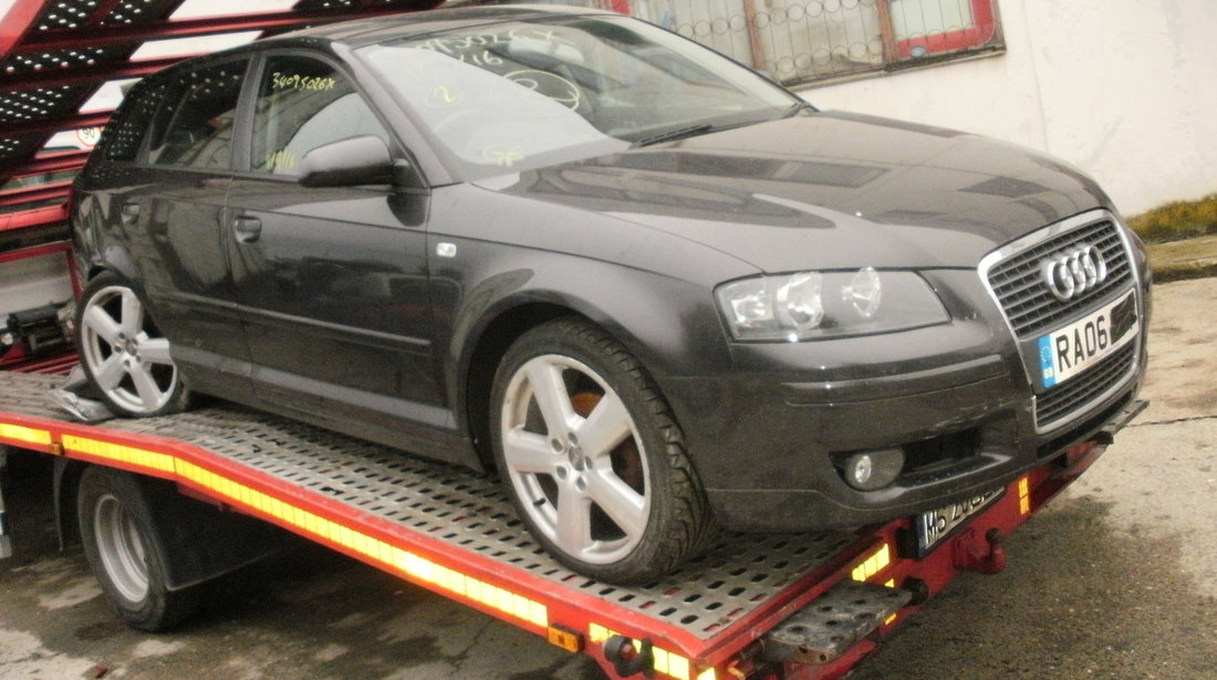 Dezmembrez Audi A3 8P, 2.0tdi, cod motor BKD, an 2006, combi