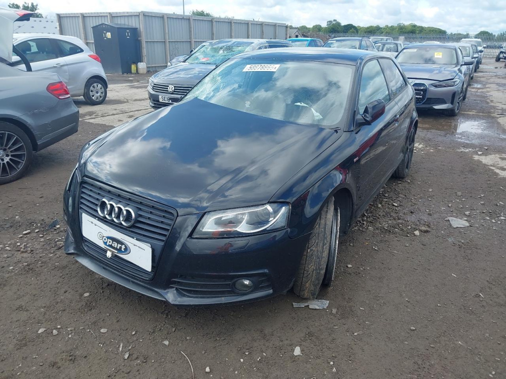 Dezmembrez AUDI A3 (8P1) [Fabr 2003-2012]