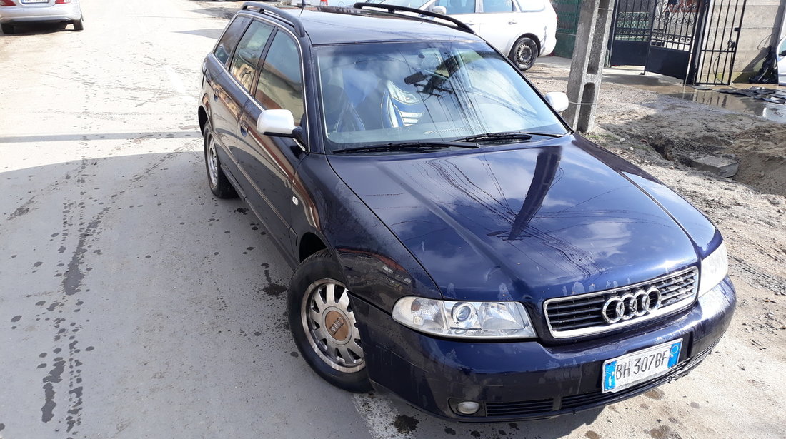 Dezmembrez audi a4 1.9 tdi