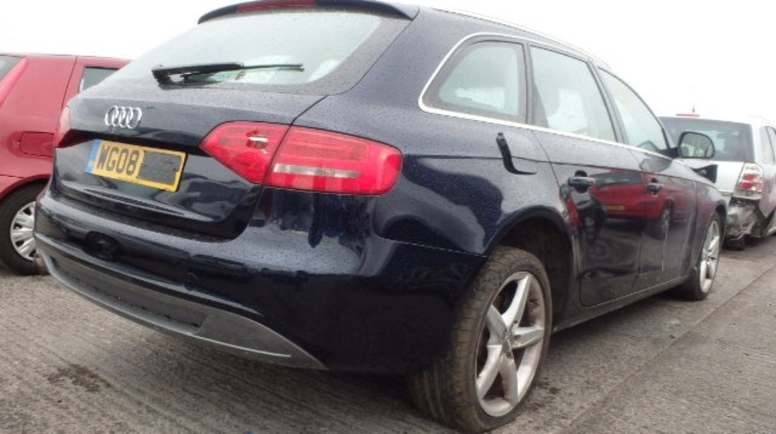 Dezmembrez Audi a4 2.0tdi 8k an 2008-2013