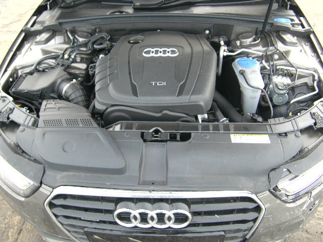 Dezmembrez audi a4 2.0tdi