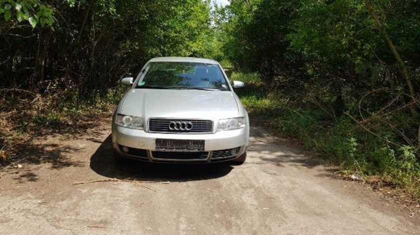 Dezmembrez Audi A4 2.4i