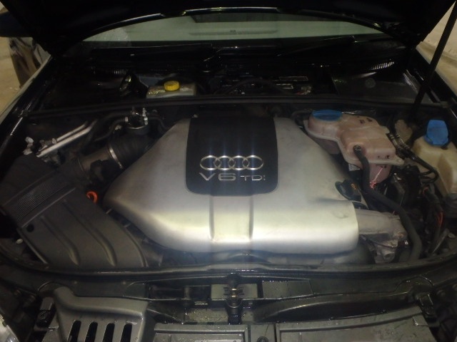 Dezmembrez audi a4 2.5 tdi an 2005-2007