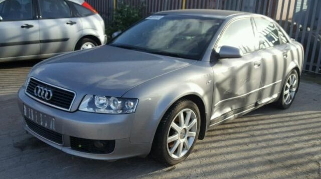 Dezmembrez Audi A4 2004 1.8benz 