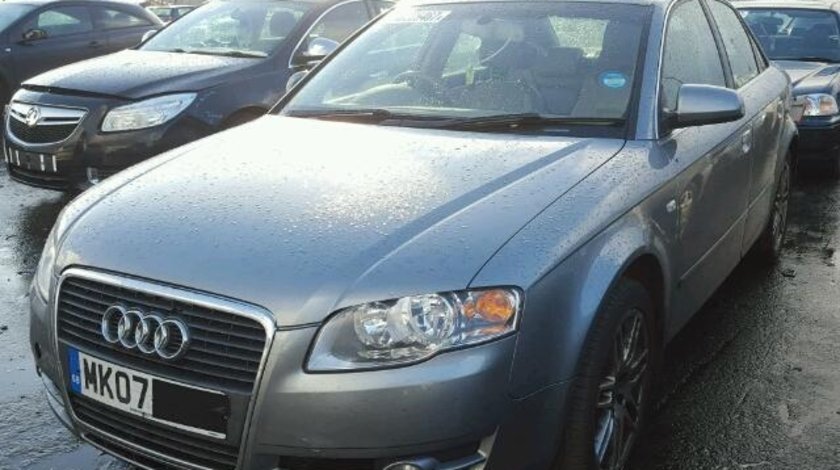 Dezmembrez Audi A4 8EC, 2.0tdi 2007