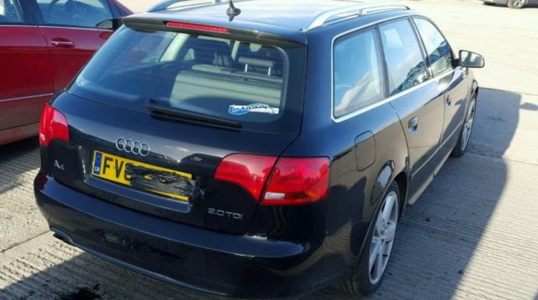 Dezmembrez Audi A4 8ED 2.0tdi