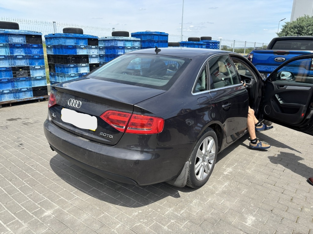 Dezmembrez Audi A4 (8K2, B8) 2.0 TDI 2008, CAGA