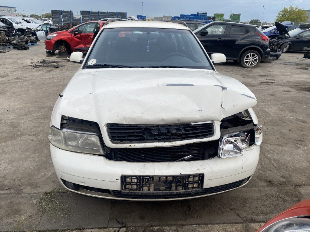 Dezmembrez Audi A4 Avant (8D5, B5) facelift 1.9 TDI 2001, AJM