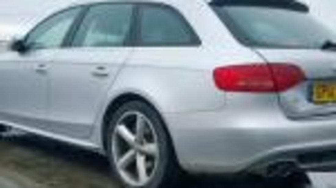 Dezmembrez Audi A4 Avant (8K5, B8) 2.0 tdi