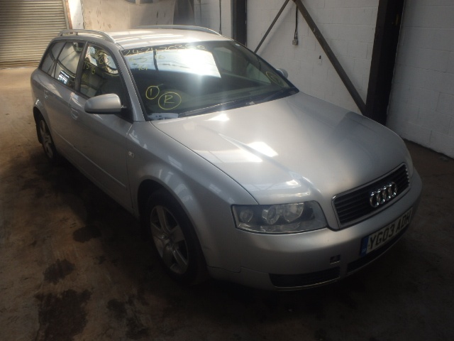 Dezmembrez Audi A4 Avant (B6), 1.9 tdi, AVB orice piesa!