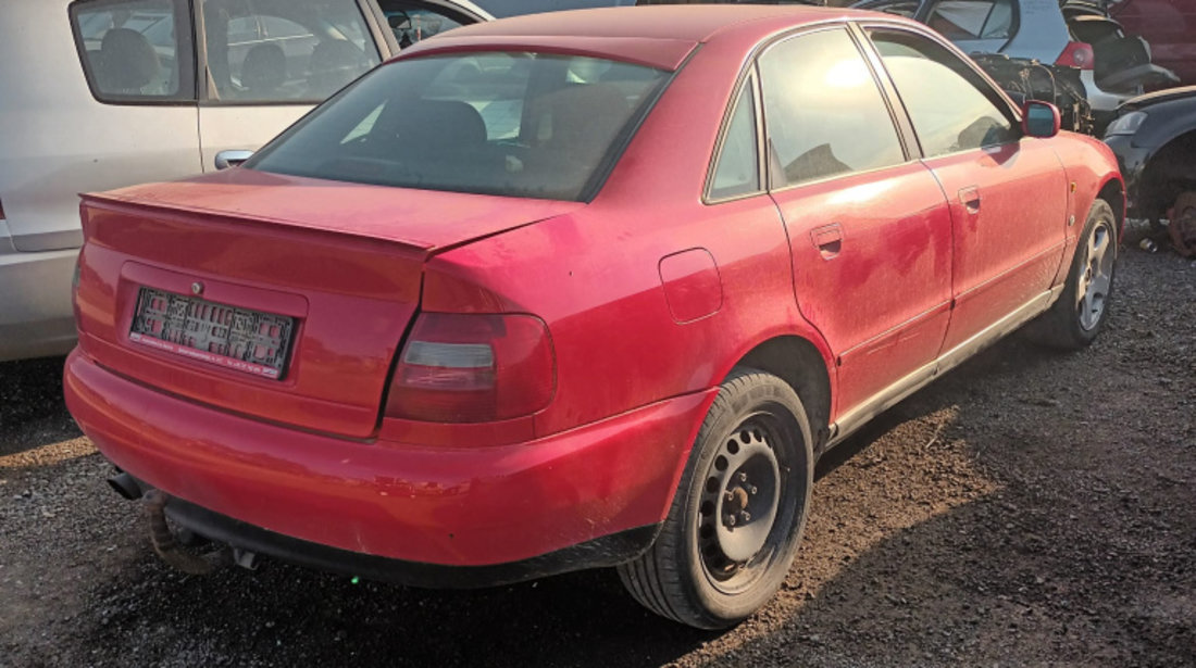 Dezmembrez Audi A4 B5 (8D) 1994 - 2001 1.6 ADP ( CP: 100, KW: 74, CCM: 1595 ) Benzina