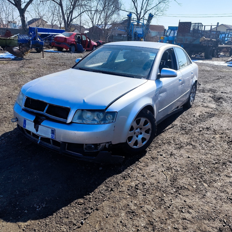 Dezmembrez Audi A4 B6 (8E) 2000 - 2004 1.9 TDI AWX ( CP: 130, KW: 96, CCM: 1896 ) Motorina