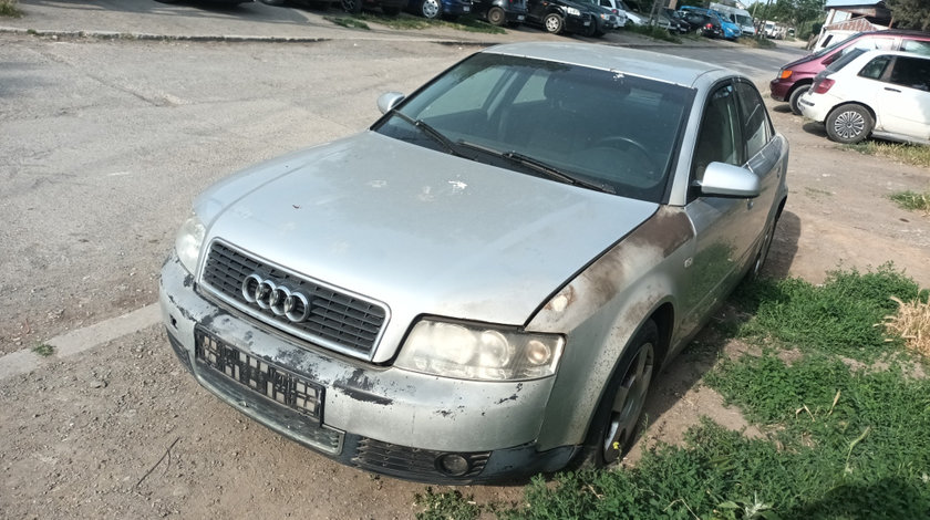 Dezmembrez Audi A4 B6 (8E) 2000 - 2004 1.9 TDI AWX ( CP: 130, KW: 96, CCM: 1896 ) Motorina