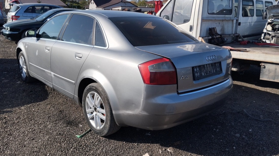 Dezmembrez Audi A4 B6 (8E) 2000 - 2004 1.9 TDI AWX ( CP: 130, KW: 96, CCM: 1896 ) Motorina