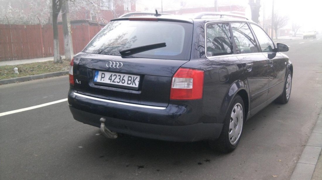 Dezmembrez Audi A4 B6 Combi Multitronic 2 5 Tdi Aym 155 Cai