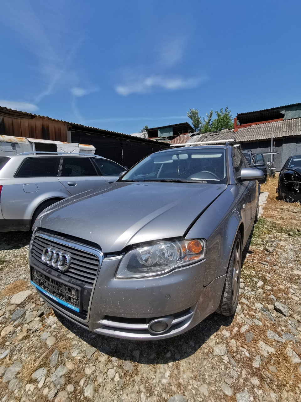 Dezmembrez Audi A4 B7 2.0 Tdi BPW 2007 culoare LY7G piese