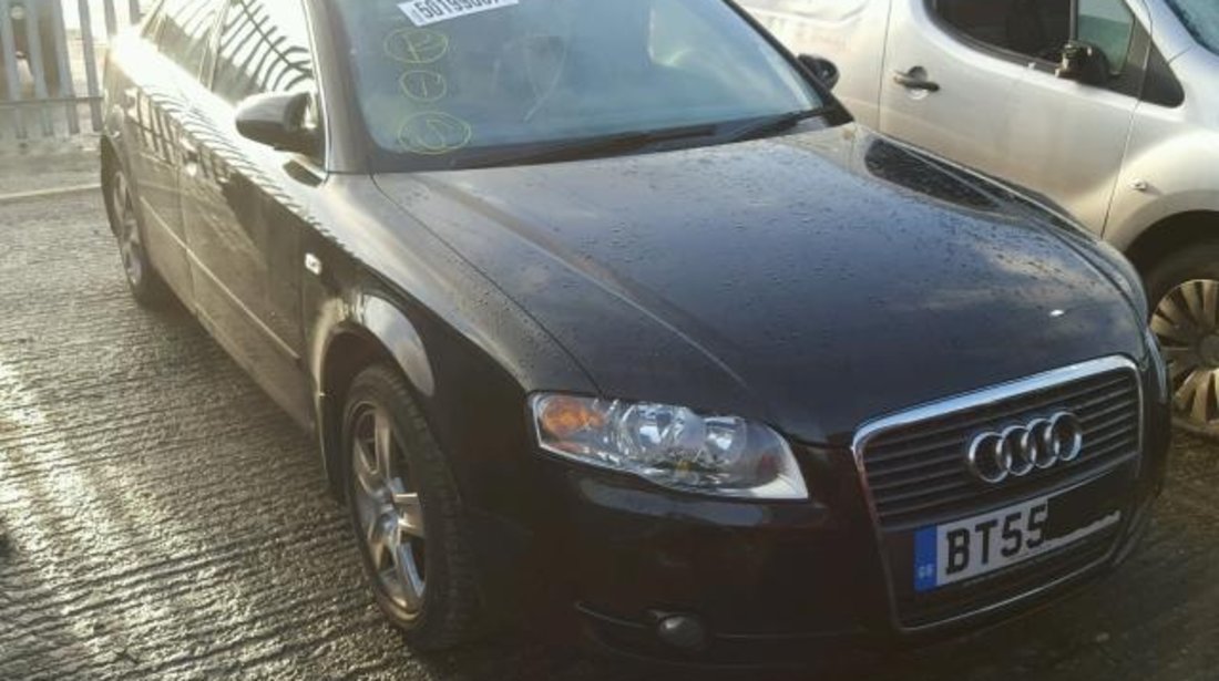 Dezmembrez Audi A4 B7 2.0tdi 2005