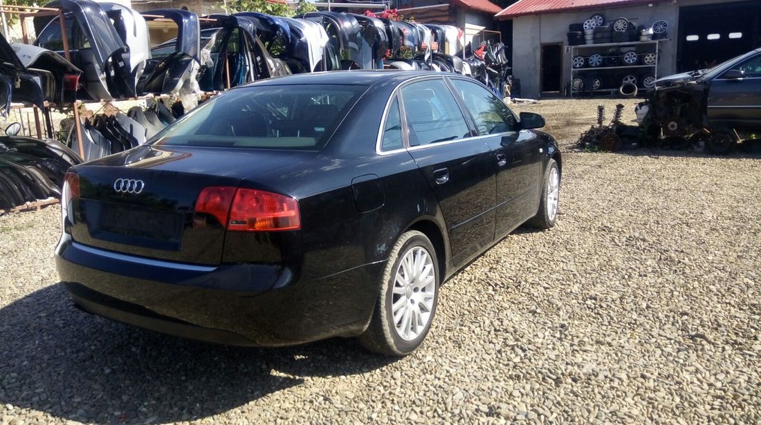 Dezmembrez Audi A4 B7 2.0TDI BRE 140CP cutie automata 7+1 an 2006