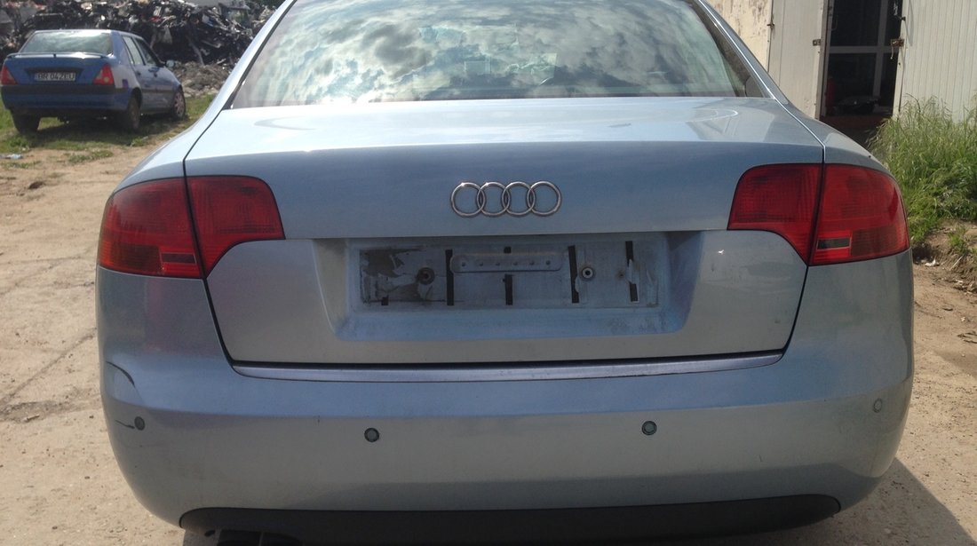 Dezmembrez Audi A4 B7 din 2007