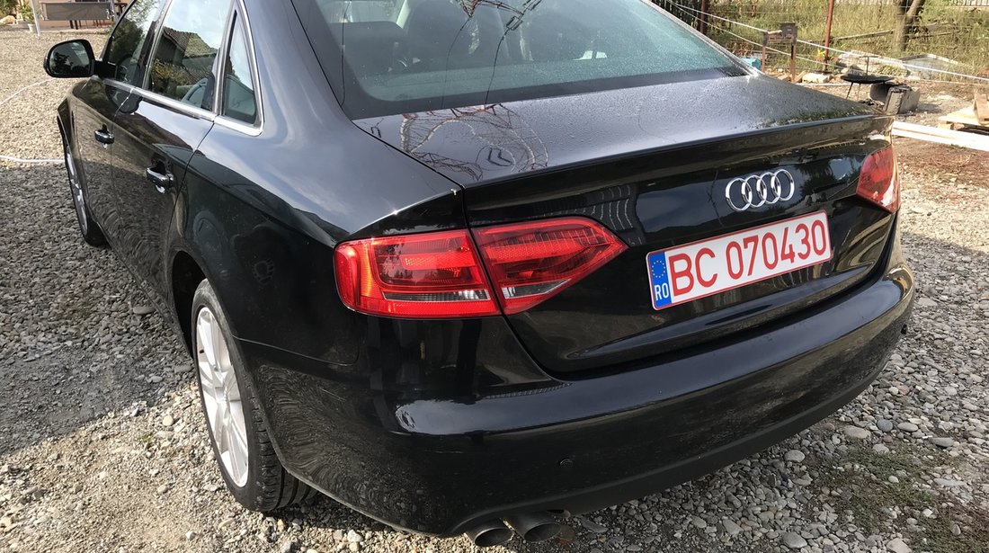 Dezmembrez Audi A4 B8 2.0 Tdi 2008 2009 2010 2011