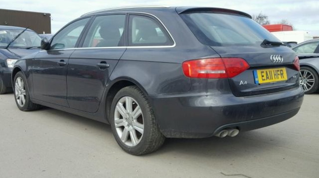 Dezmembrez Audi A4 B8, 2..0tdi