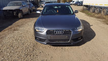 Dezmembrez Audi A4 B8 facelift an 2012 Motor 2.0 d...