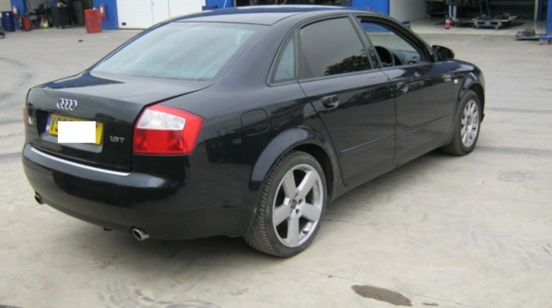Dezmembrez Audi A4 din 2003, 1.8b,
