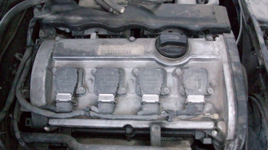 dezmembrez audi a4 motor 1,8 turbo