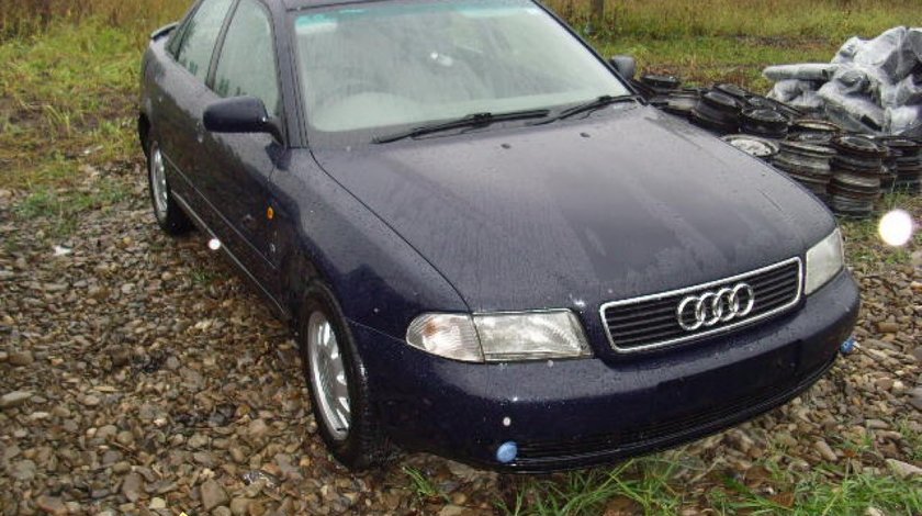 Dezmembrez Audi A4