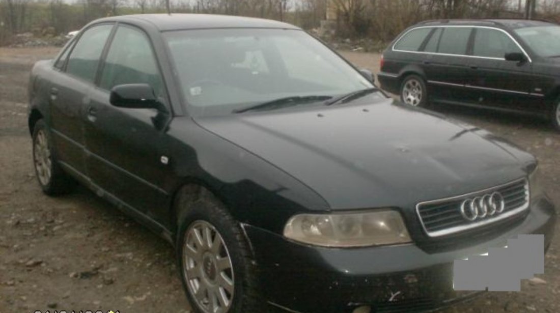 Dezmembrez Audi A4