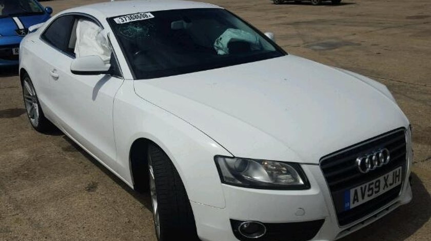 Dezmembrez Audi A5 2.0 Diesel 2010