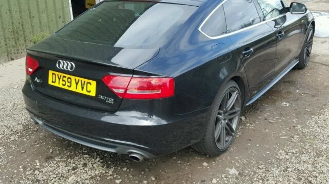 Dezmembrez Audi A5 2009 2.0tdi